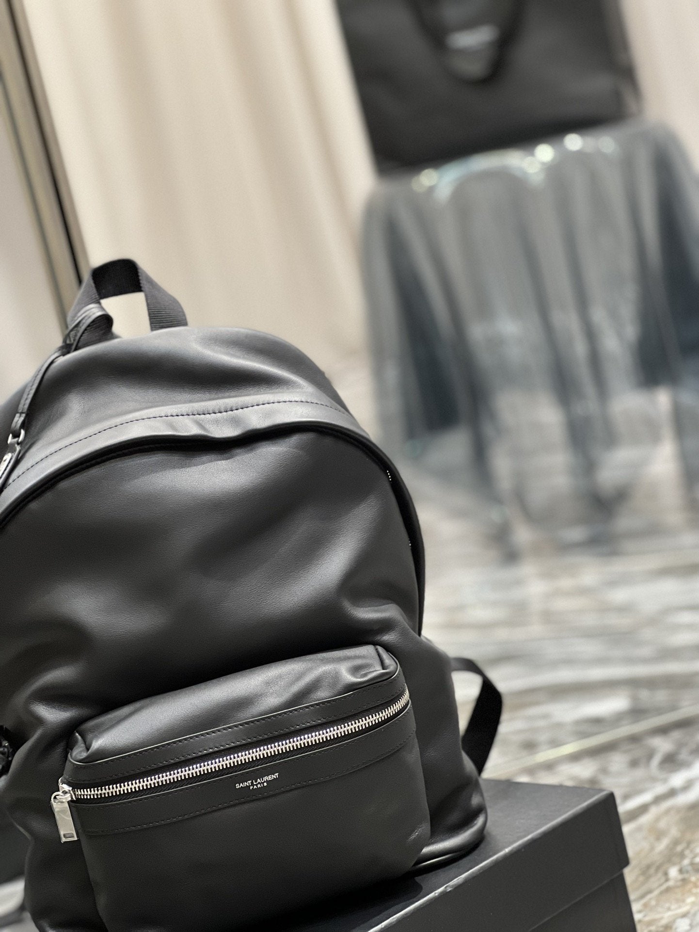 Saint Laurent City Backpack In Unisex 35cm Black