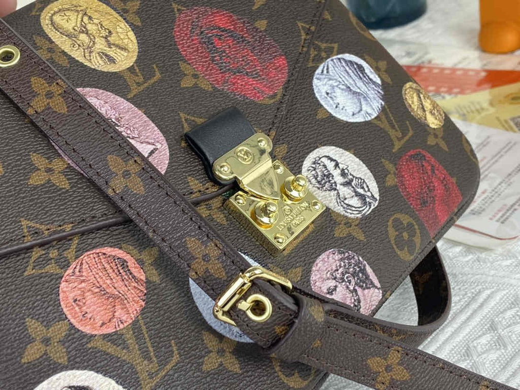 Louis Vuitton Pochette Metis x Fornasetti 25cm