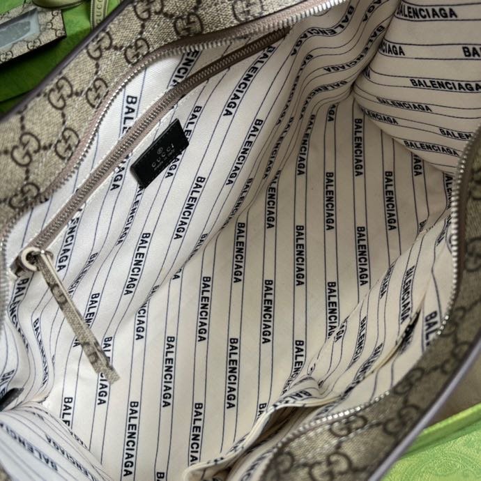 Gucci Luggage Beige For Women And Men 15in/39cm GG