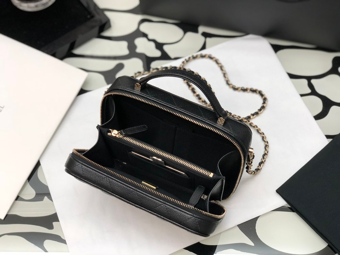Chanel Shoulder Bag Top Handle With Chain 19cm Black