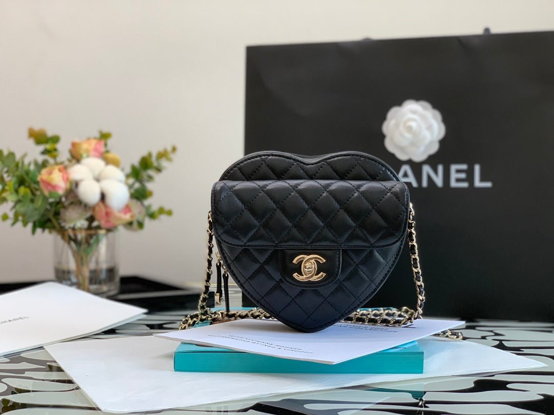 Chanel Mini Heartbag AS3191 16.5cm Black