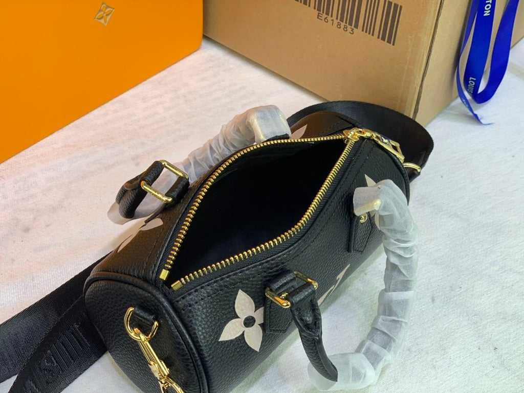 Louis Vuitton Monogram 20cm Black