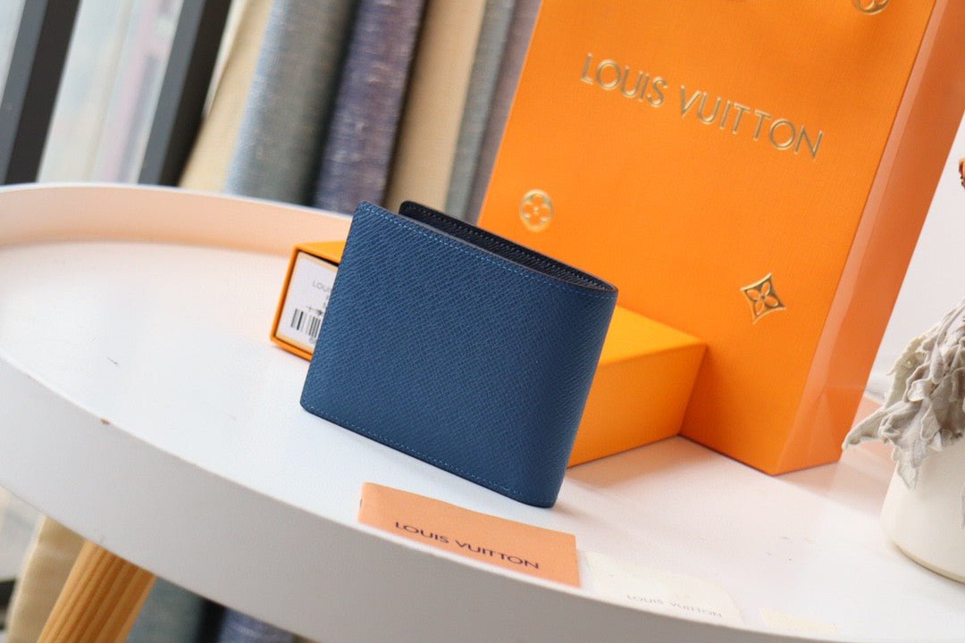 Louis Vuitton Wallet 11cm Blue