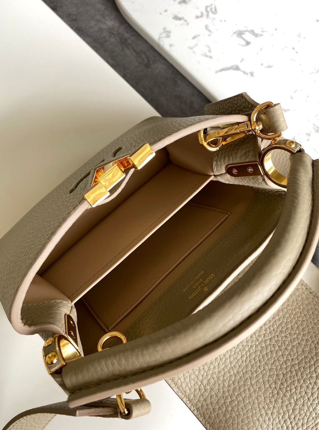 Louis Vuitton Crossbody Bag 21cm Cream