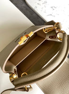 Louis Vuitton Crossbody Bag 21cm Cream