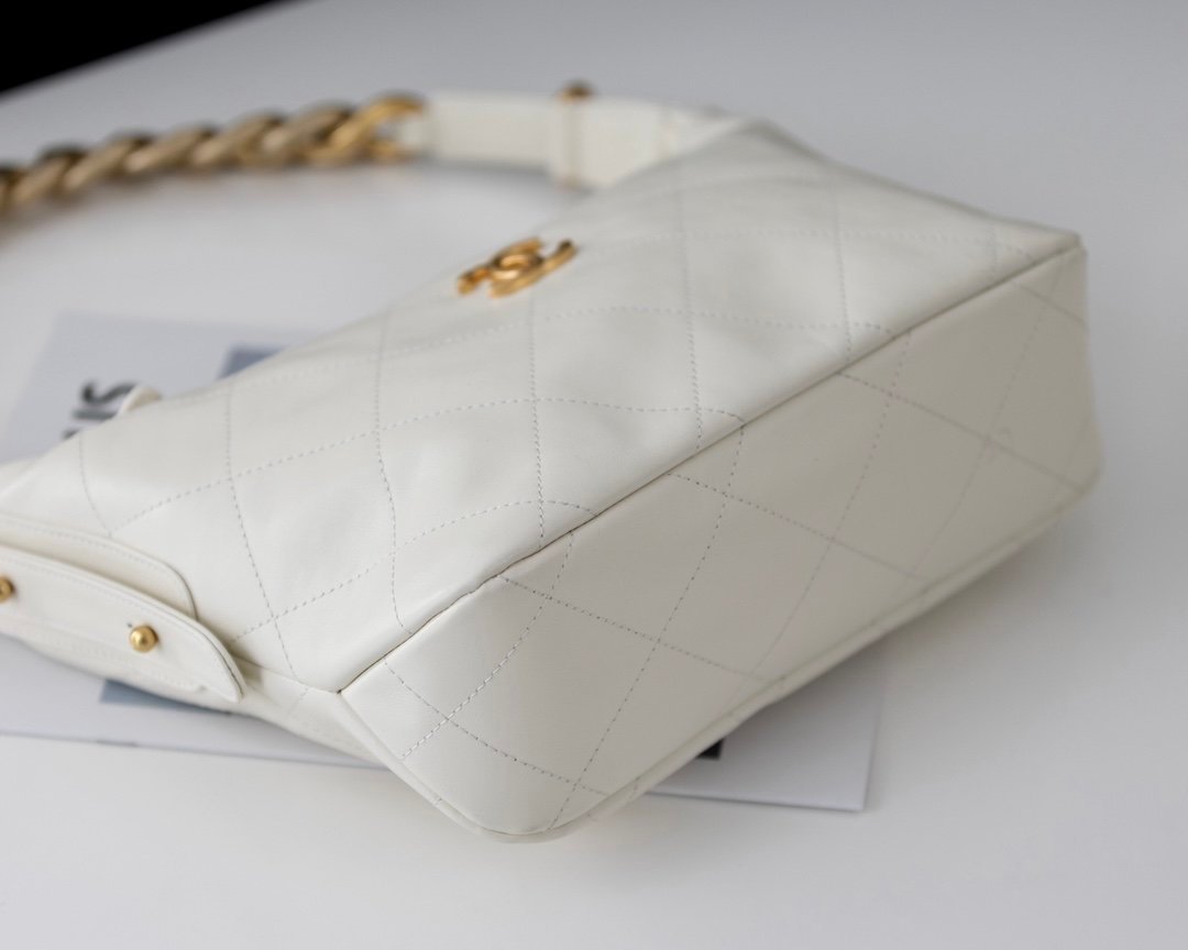 Chanel Hobo Handbag 28cm White