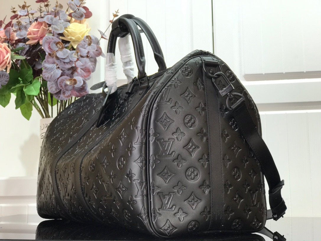 Louis Vuitton Monogram 50cm Black