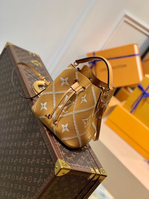 Louis Vuitton The NéoNoé MM M46029 Bucket Bag In Monogram Empreinte Arizona 20cm Brown / Crème Beige