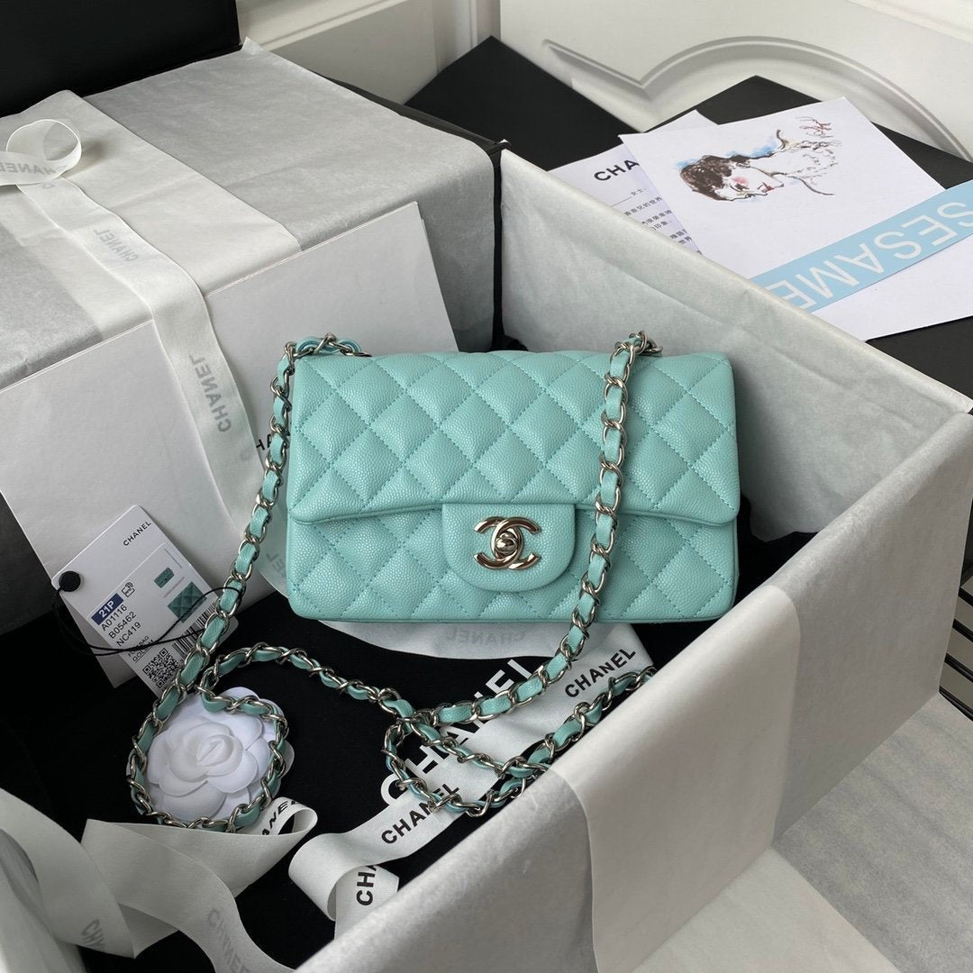 Chanel Mini Classic Flapbag 20cm