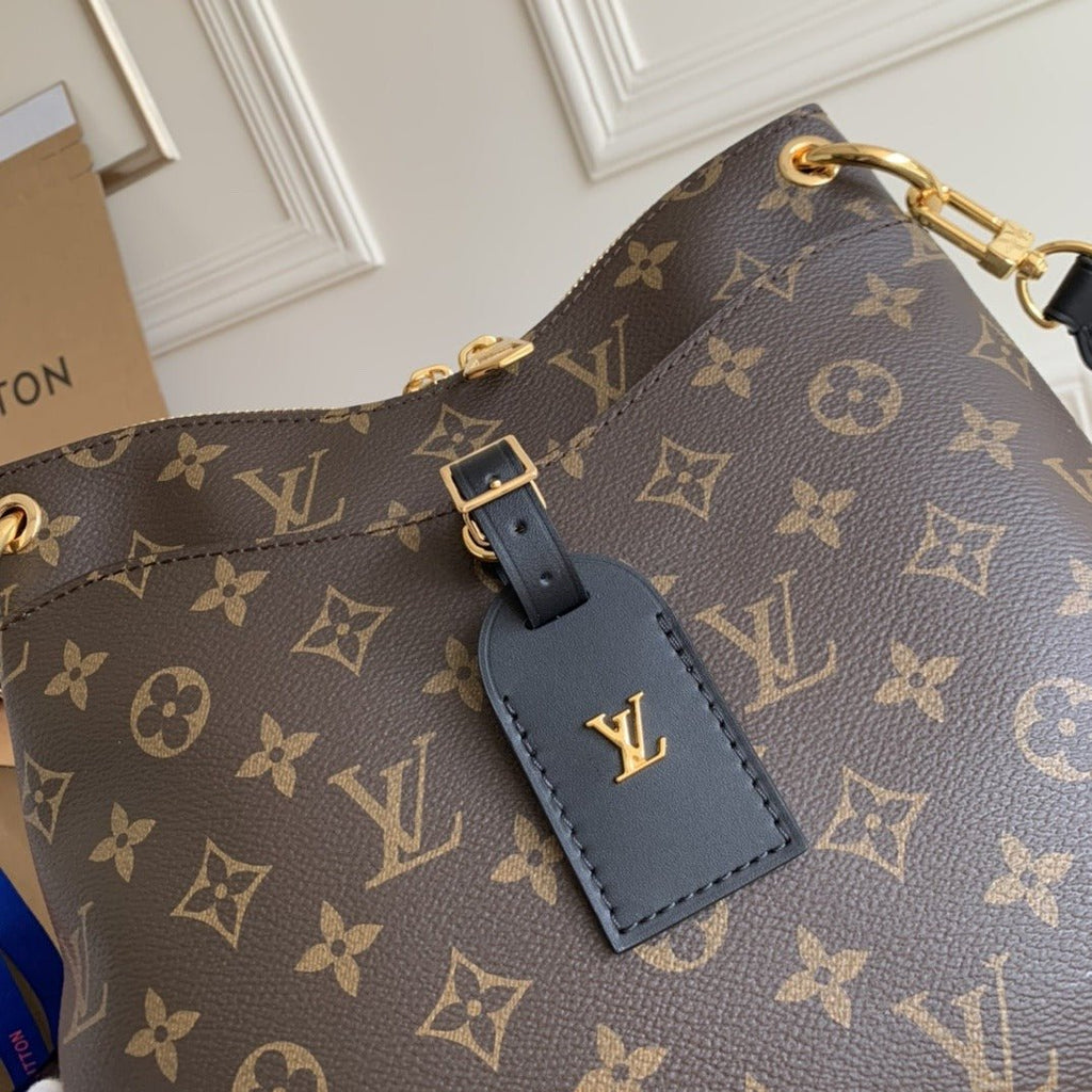 Louis Vuitton Odeon PM Monogram Canvas 28cm Black