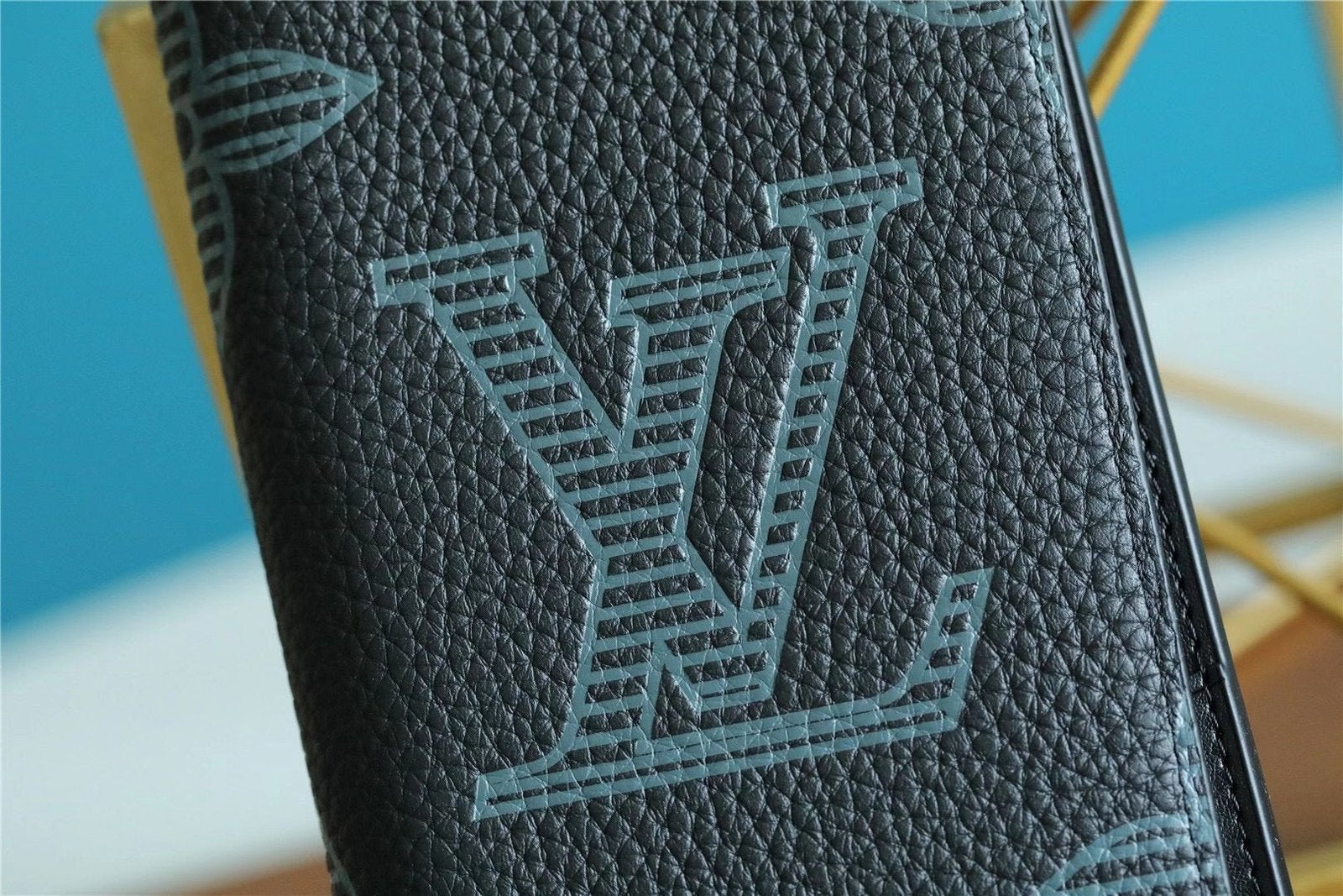 Louis Vuitton Brazza Wallet 19cm
