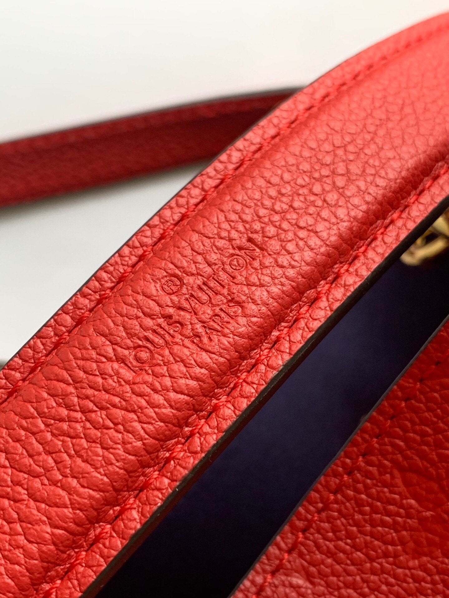 Louis Vuitton Crossbody Bags 26cm Red