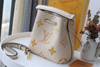 Louis Vuitton NoNo BB 20cm Cream