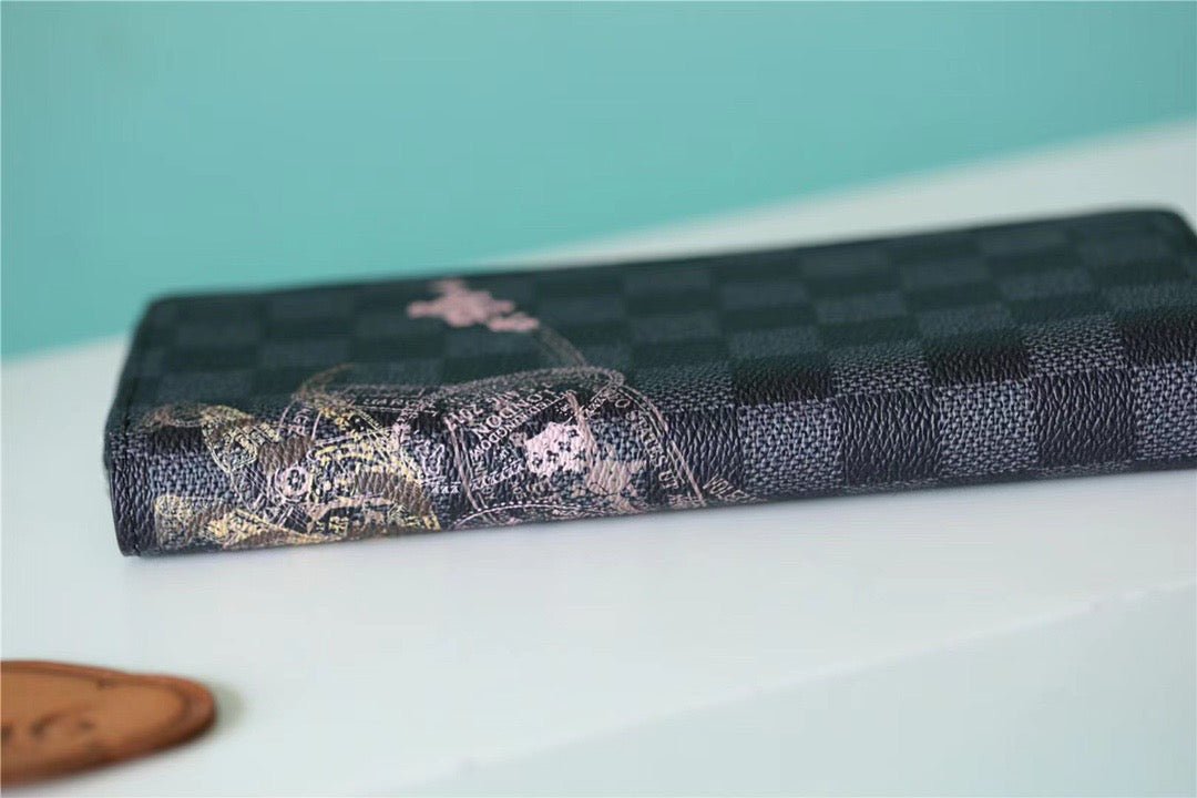 Louis Vuitton Zippy Vertical Wallet 20cm