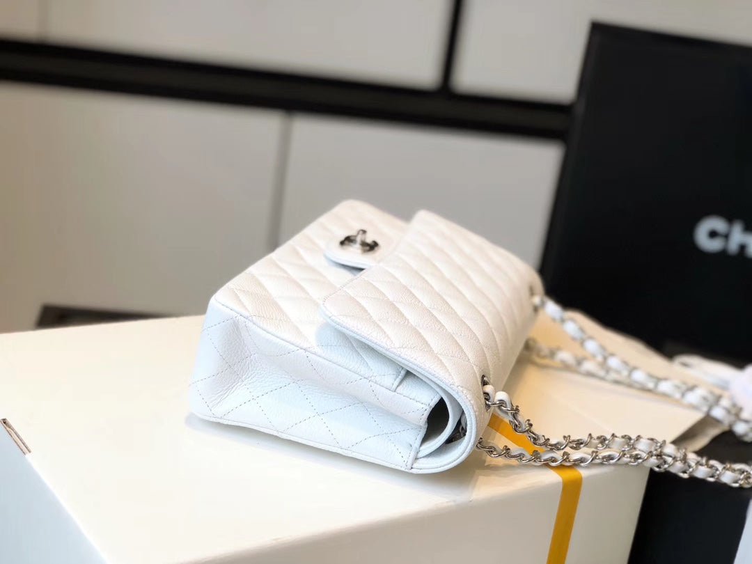 Chanel Classic Medium Flapbag Silver Hardware 26cm White