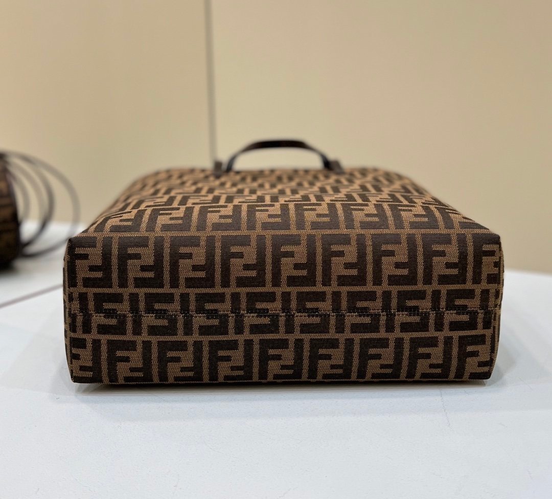 Fendi Tote Bag 48cm Brown