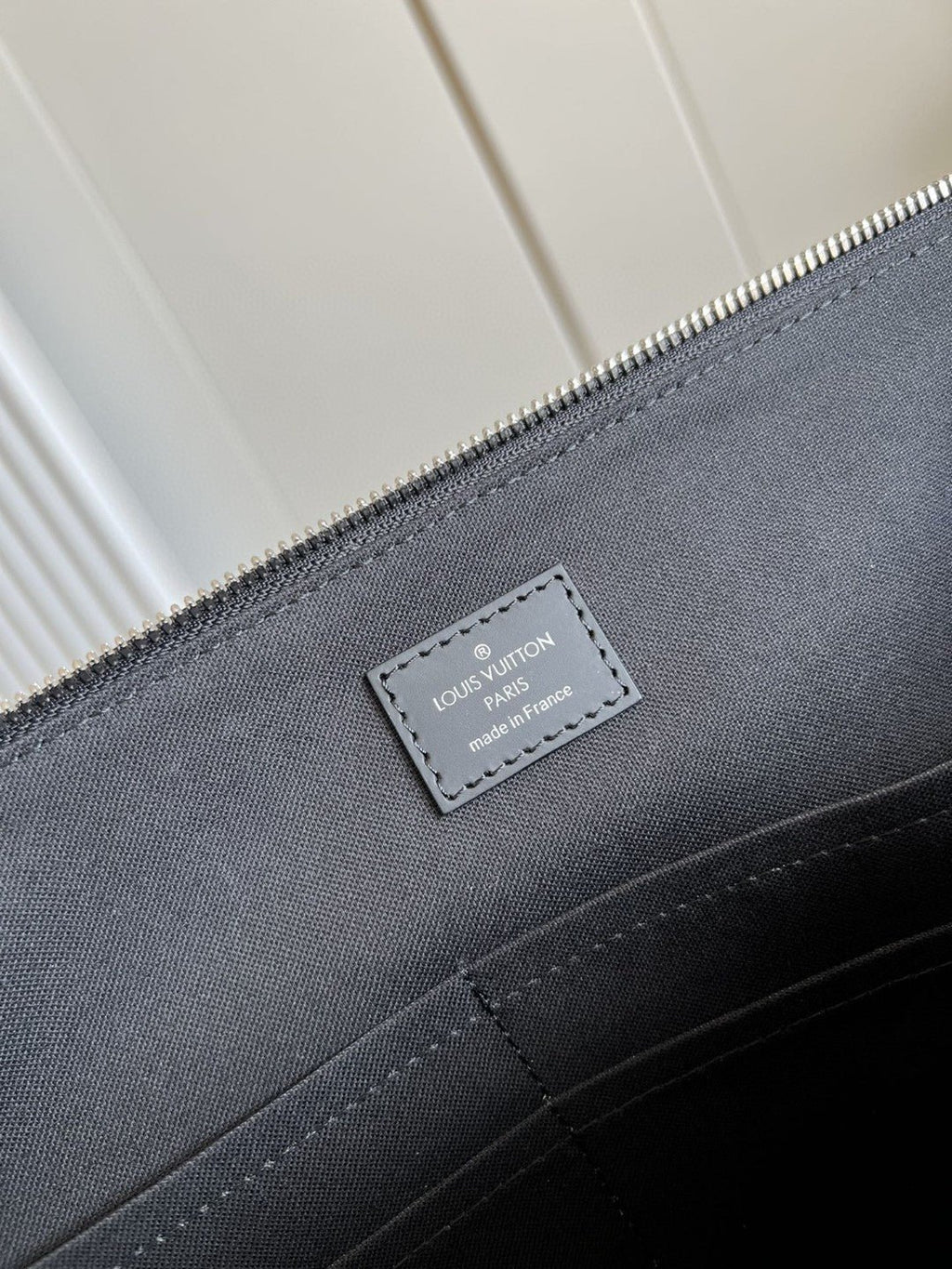 Louis Vuitton Porte Documents Jour Damier Graphite 37cm