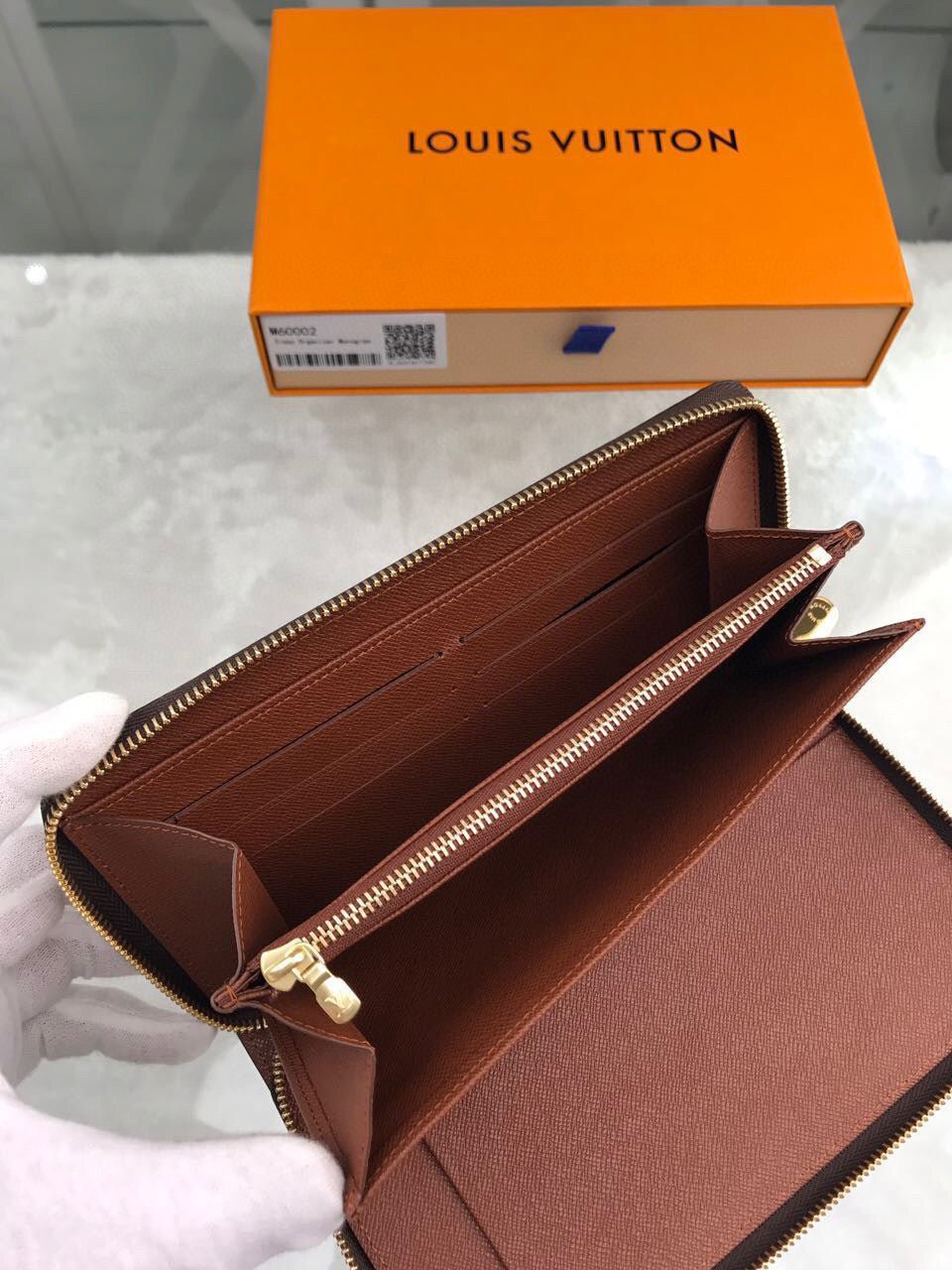 Louis Vuitton Zippy Vertical Wallet 20cm