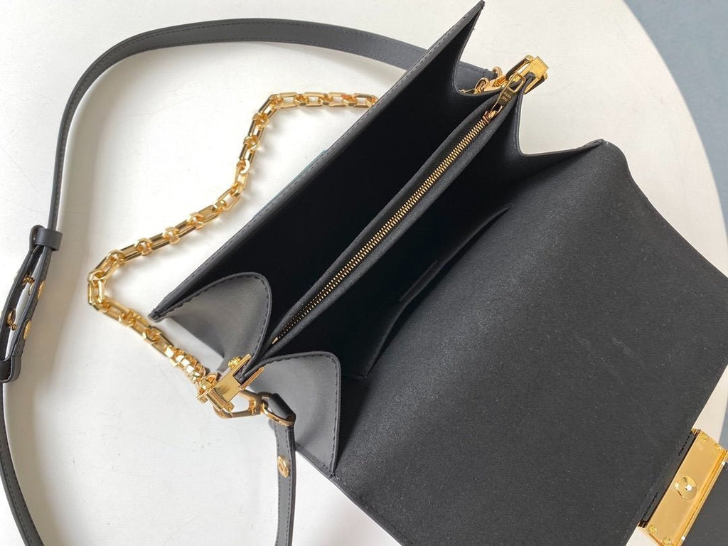 Game on dauphine mm bag