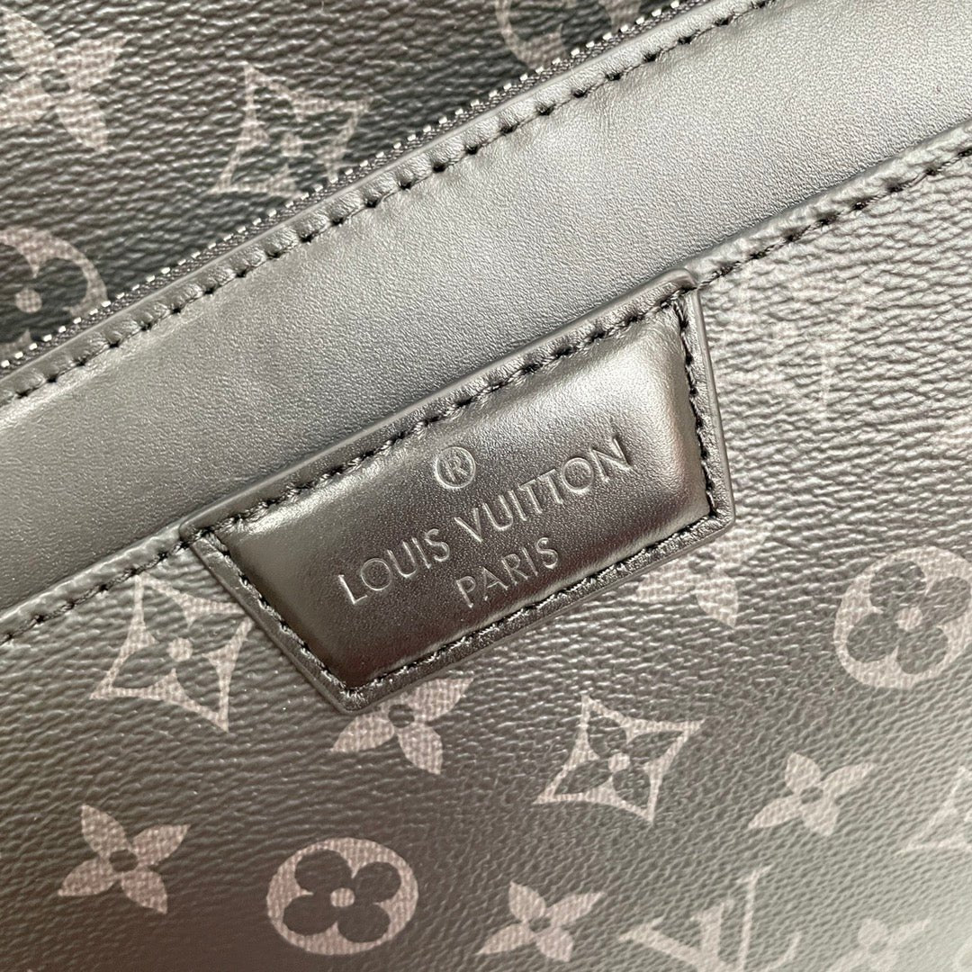 Louis Vuitton Discovery Backpack PM 40cm