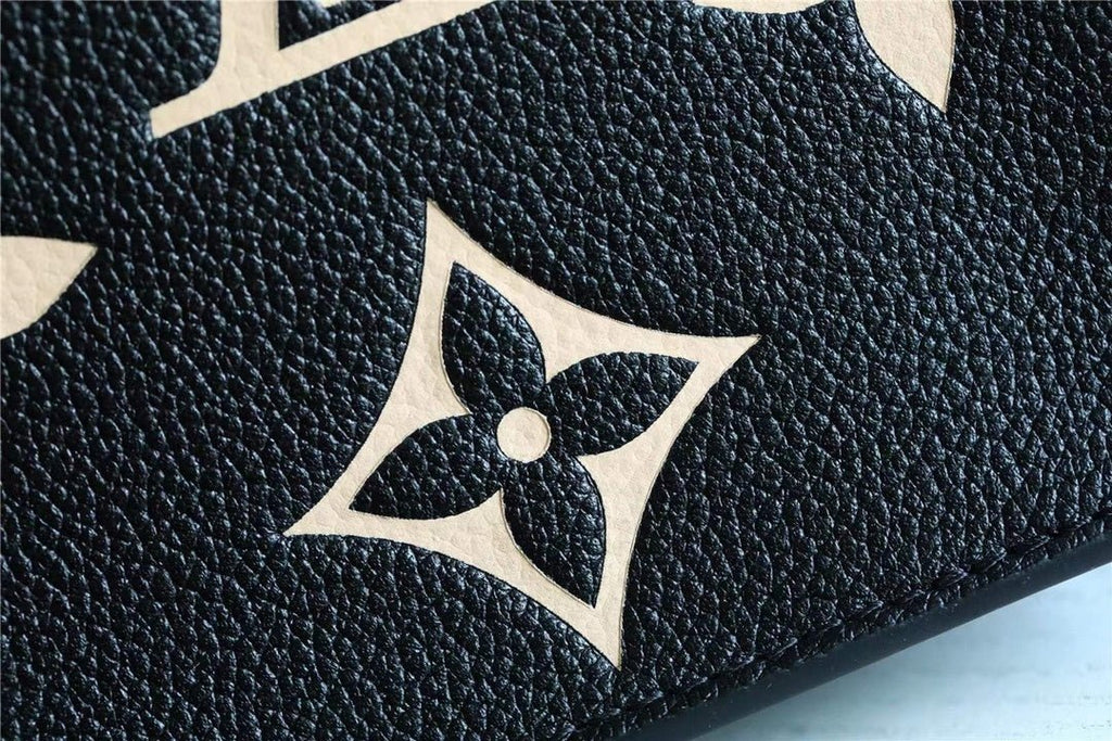 Louis Vuitton Petit Sac Plat By The Pool 17cm Black