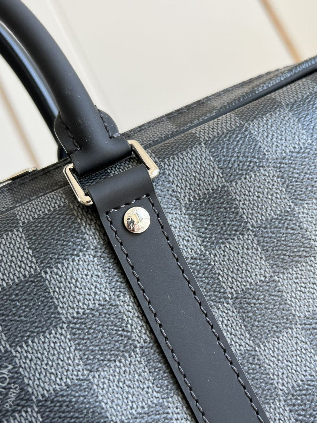 Louis Vuitton Porte Documents Voyage PM 35cm