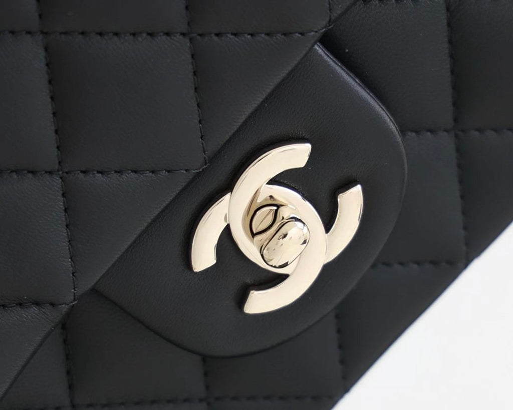 Chanel Mini Flapbag With Top Handle AS2431 20cm Black