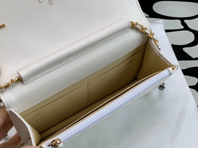 Chanel Flap Bag 19cm White