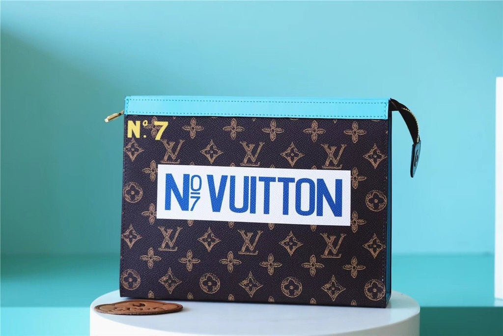 Louis Vuitton Pochette Voyage 27cm