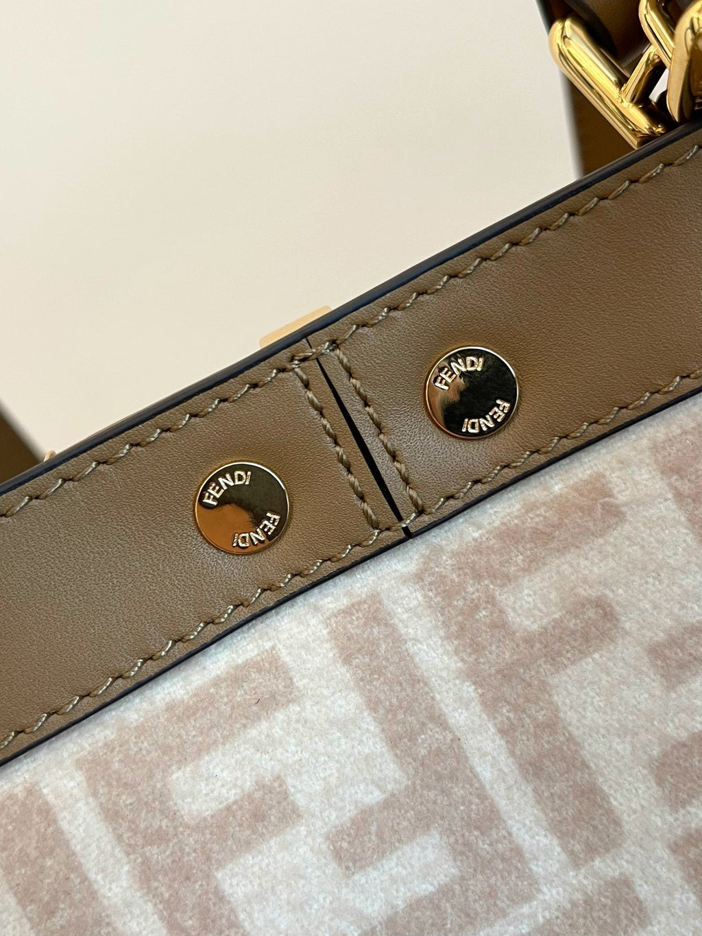Fendi Peekaboo X-tote Bag 41cm Beige