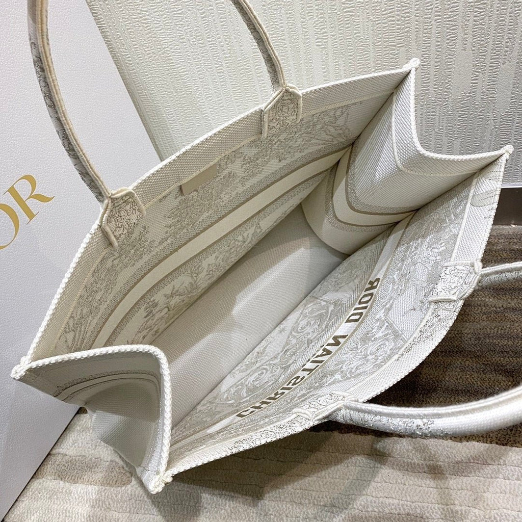 Christian Dior Medium Book Tote 42cm