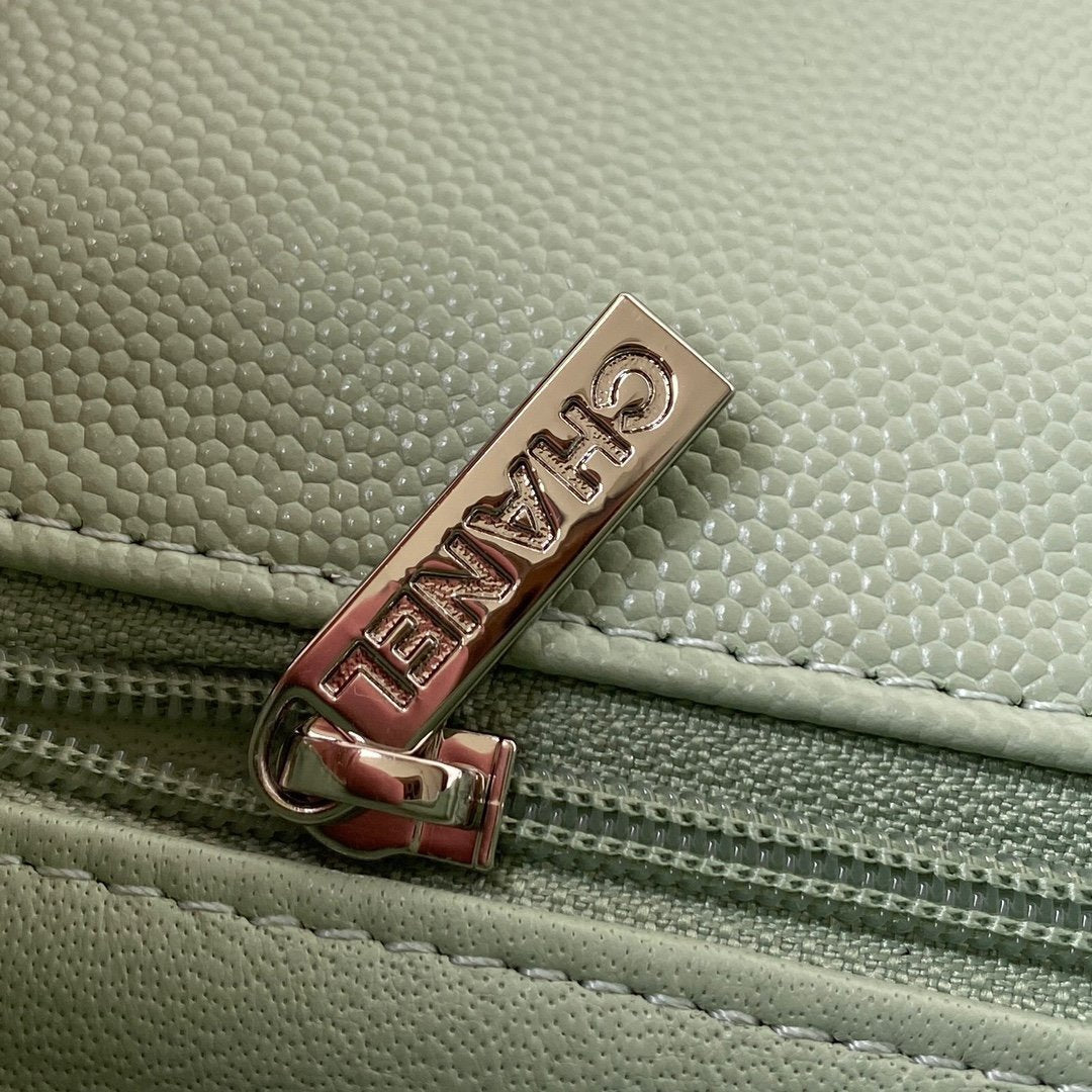 Chanel Mini Classic Flapbag 20cm