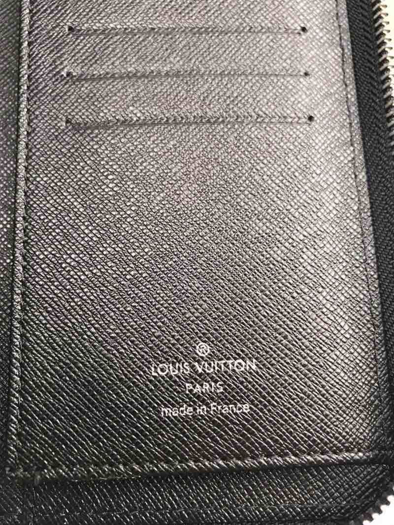 Louis Vuitton Zippy Vertical Wallet 20cm