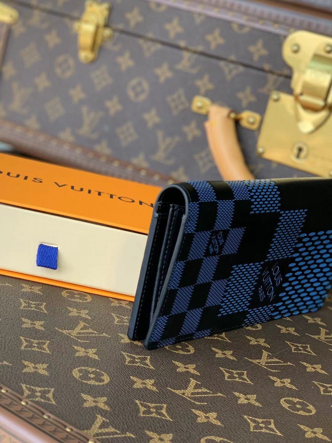 Louis Vuitton Damier Wallet 10cm Blue