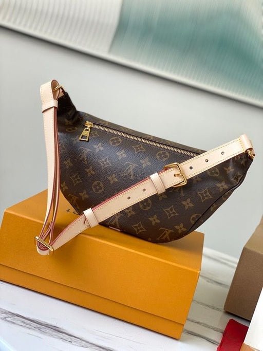 Louis Vuitton Bumbag 37cm Monogram Canvas Spring/Summer Collection, Brown
