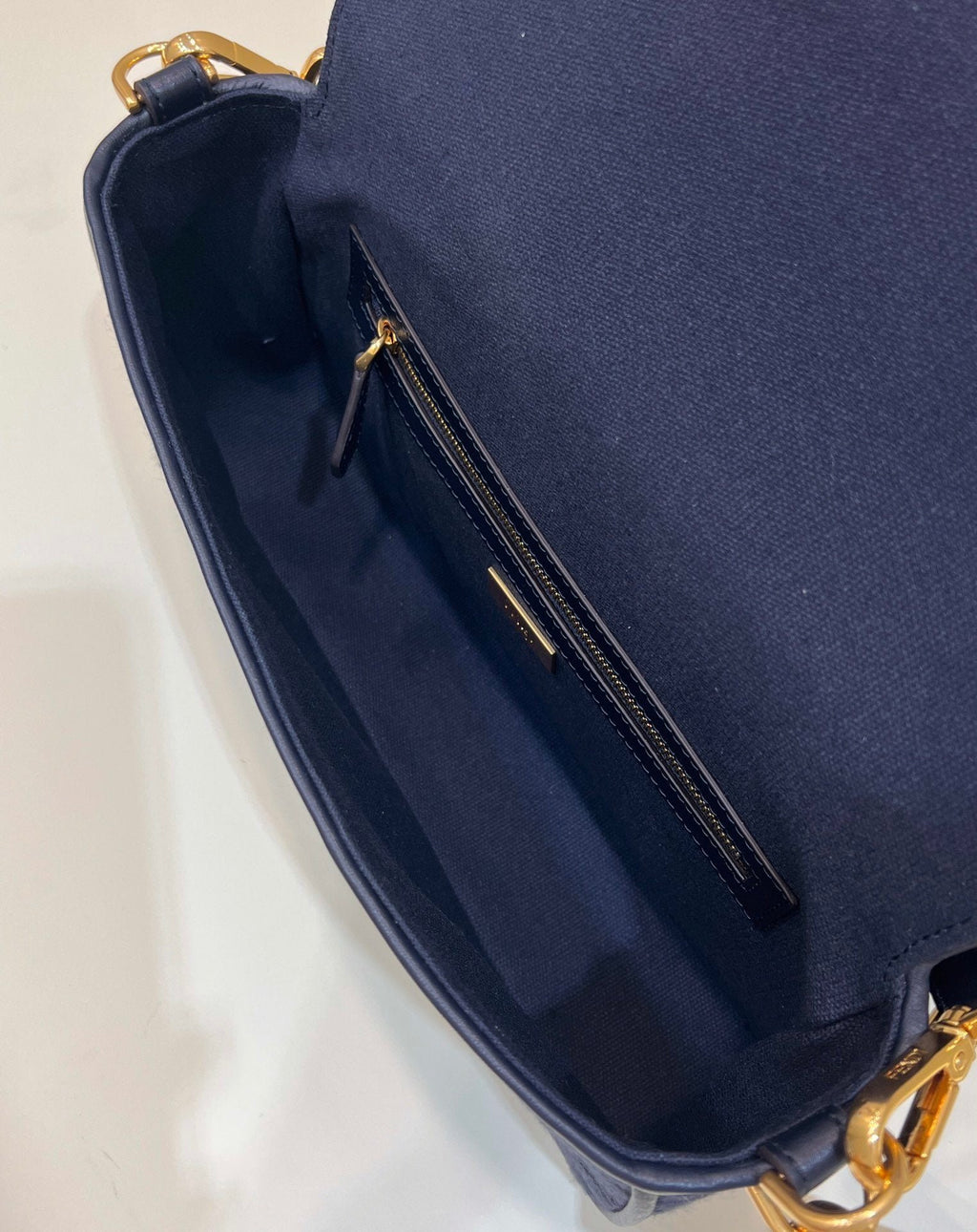 Fendi Baguette Midi 27cm Blue