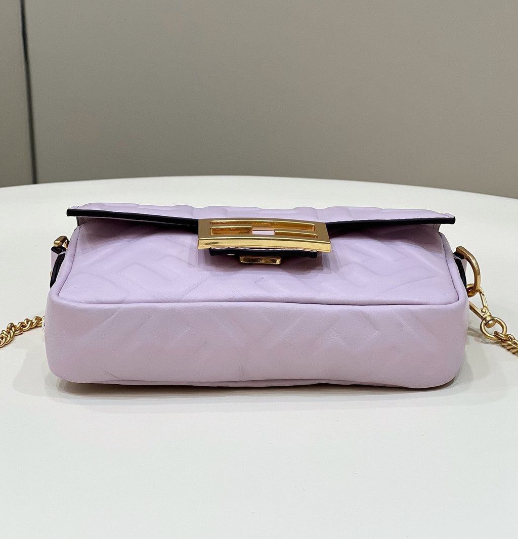 Fendi Baguette Bag 19cm Purple