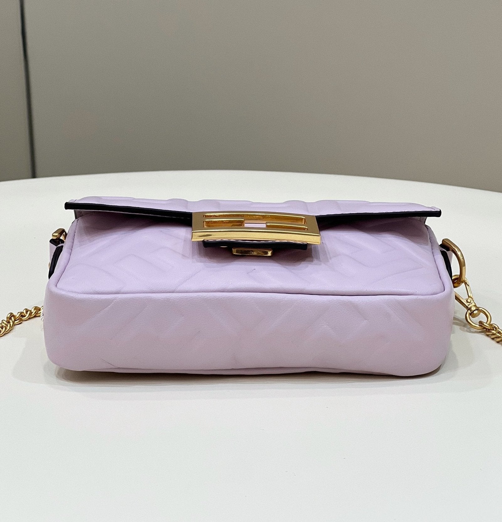 Fendi Baguette Bag 19cm Purple