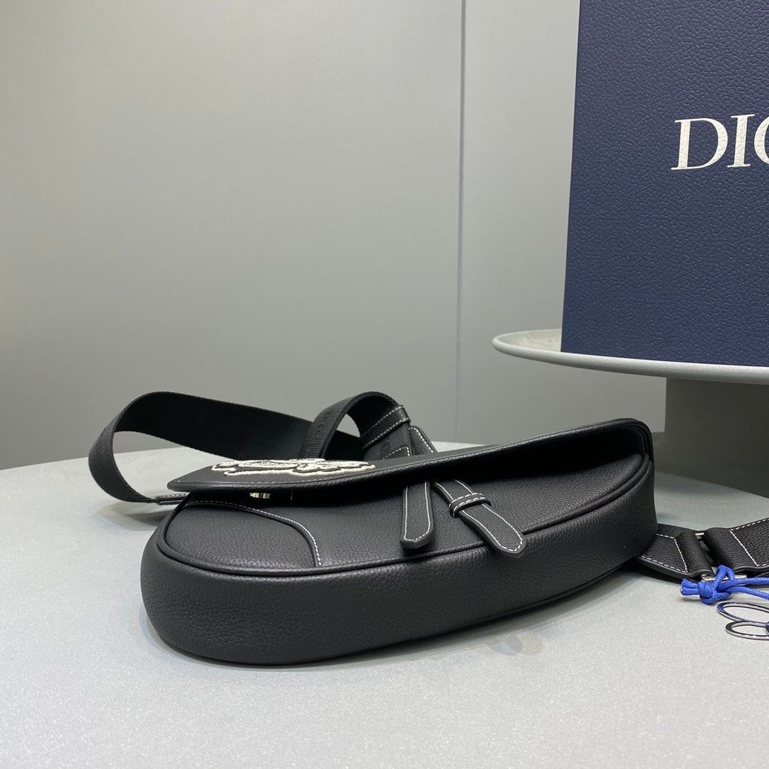 Christian Dior Saddle Bag Black Ultramatte Calfskin 29 cm