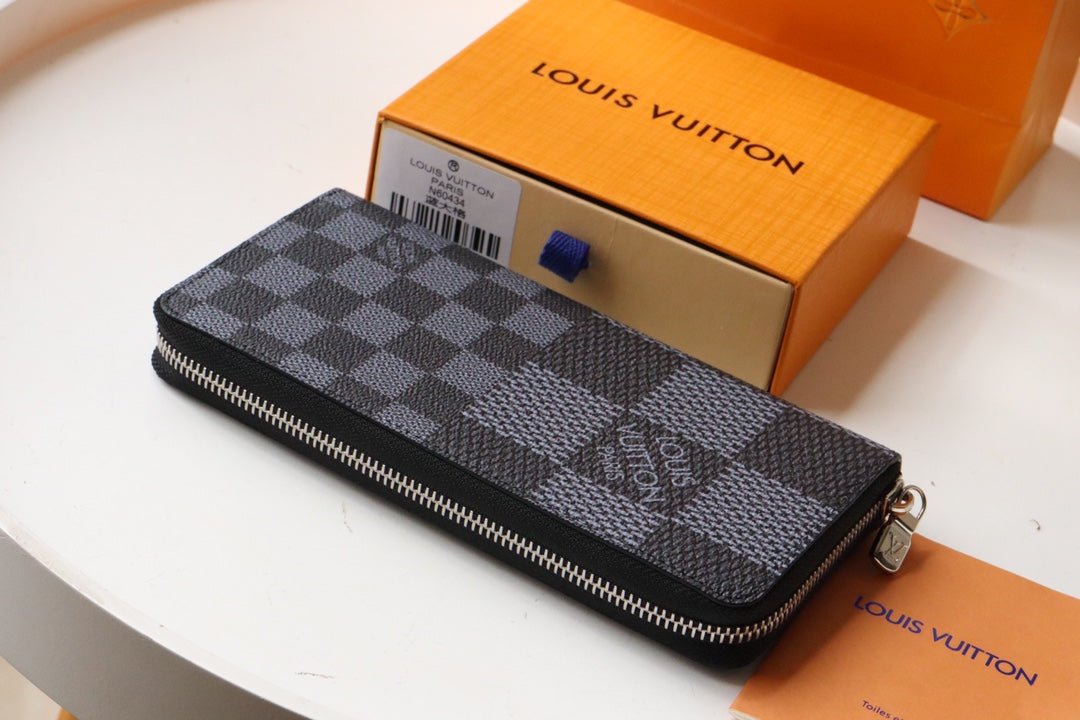 Louis Vuitton Multiple Wallet Damier 19cm