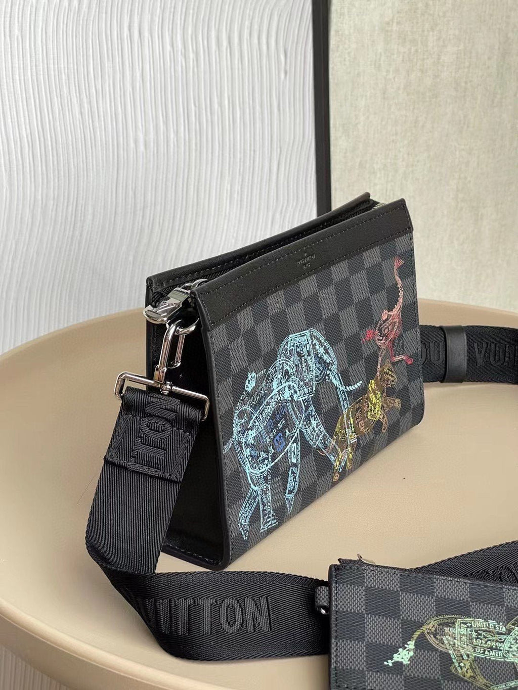 Louis Vuitton Gaston Wearable Wallet 22cm