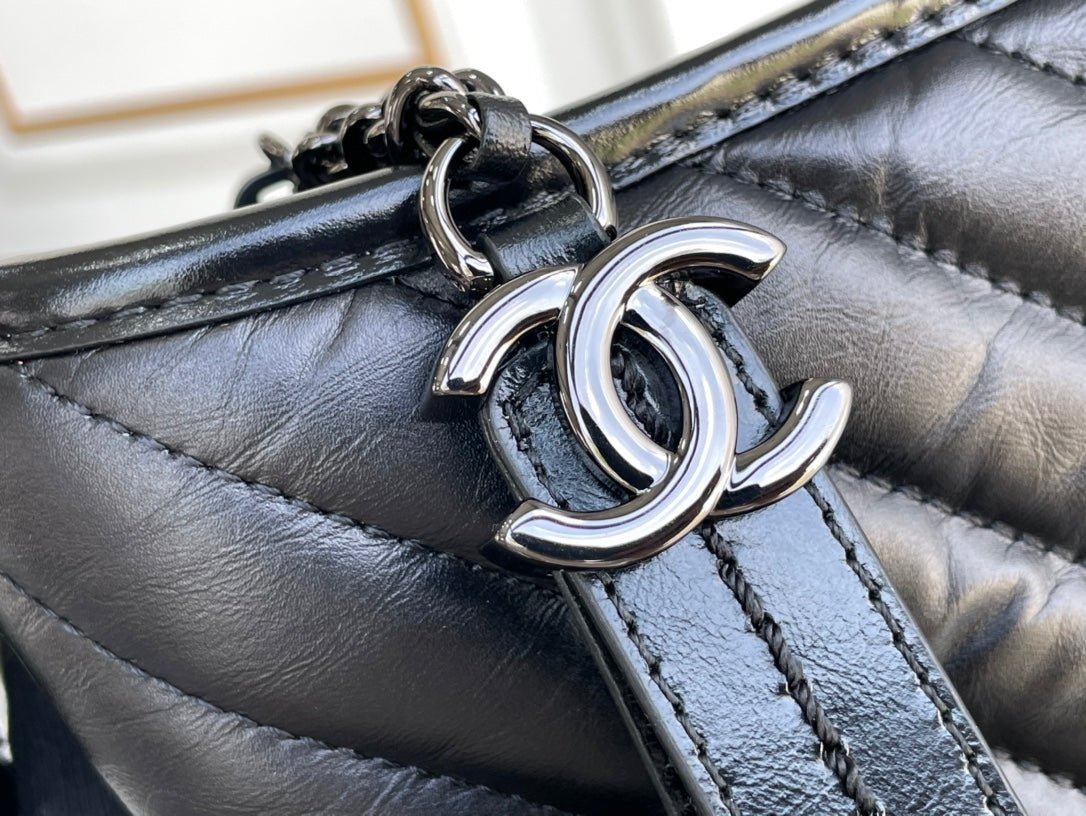 Chanel CO-CO Gabrielle Hobobag 20cm Black