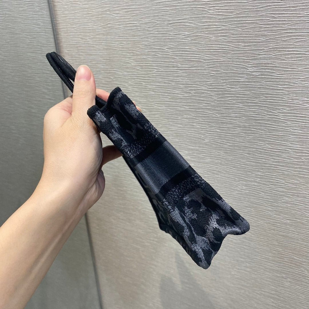 Christian Dior Mini Book Tote 23cm Leopard