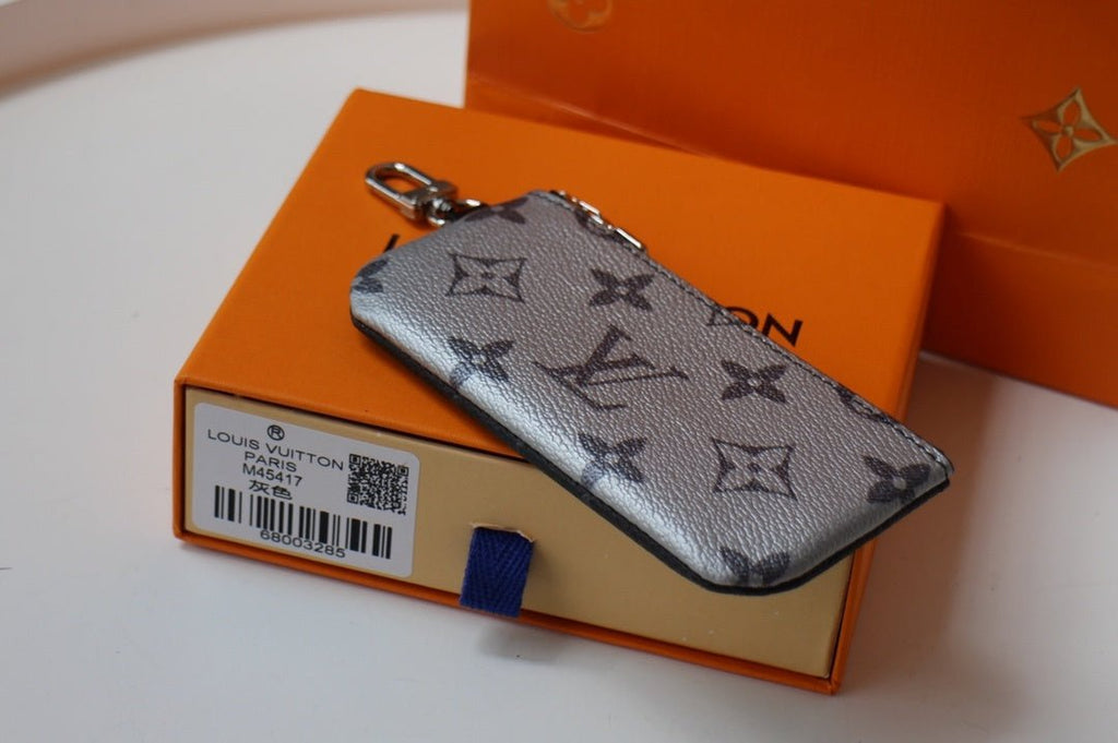 Louis Vuitton Monogram Clutch Bag 12cm Grey