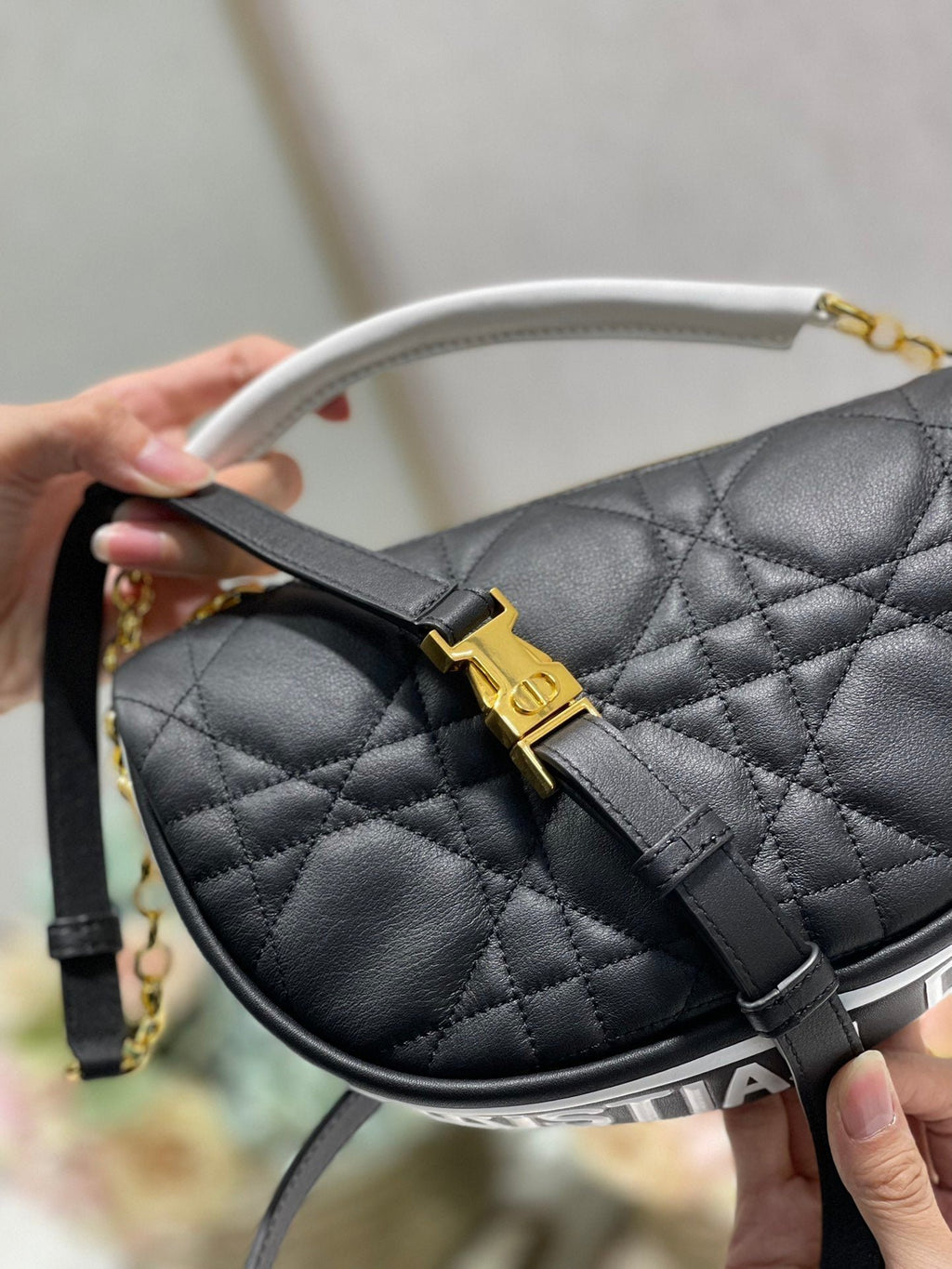 Christian Dior Small Vibe Hobo Bag 20cm Black
