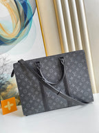 Louis Vuitton Sac Plat Horizontal Zippe 39cm