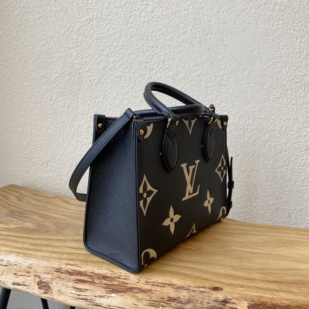 Louis Vuitton M45659 On The Go PM 25cm Black