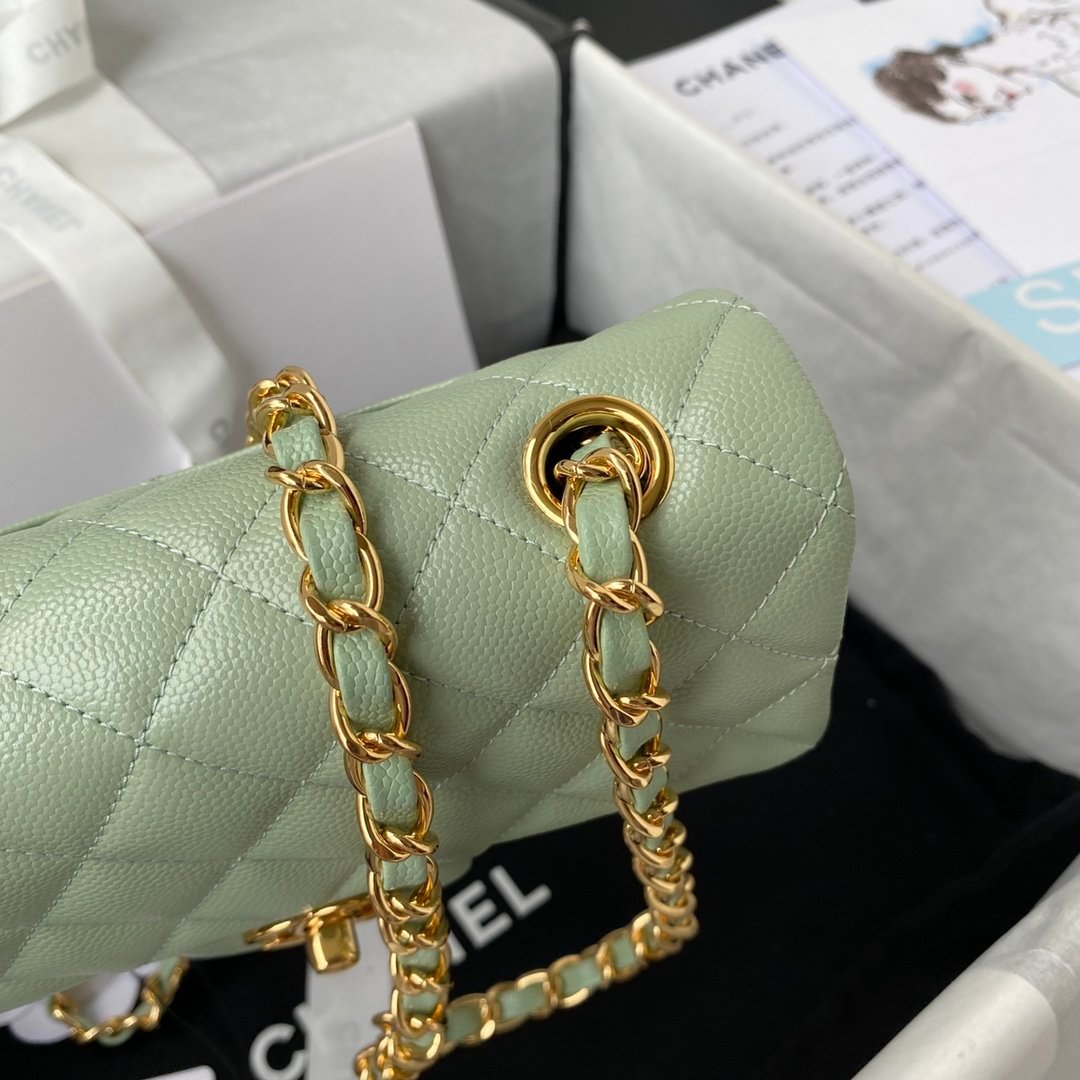 Chanel Mini Classic Flapbag 20cm