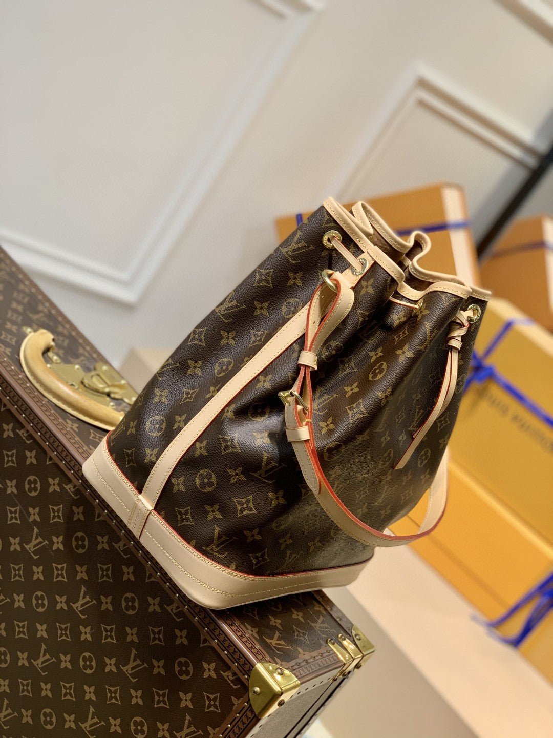 Louis Vuitton M42224 Nóe 28cm Brown