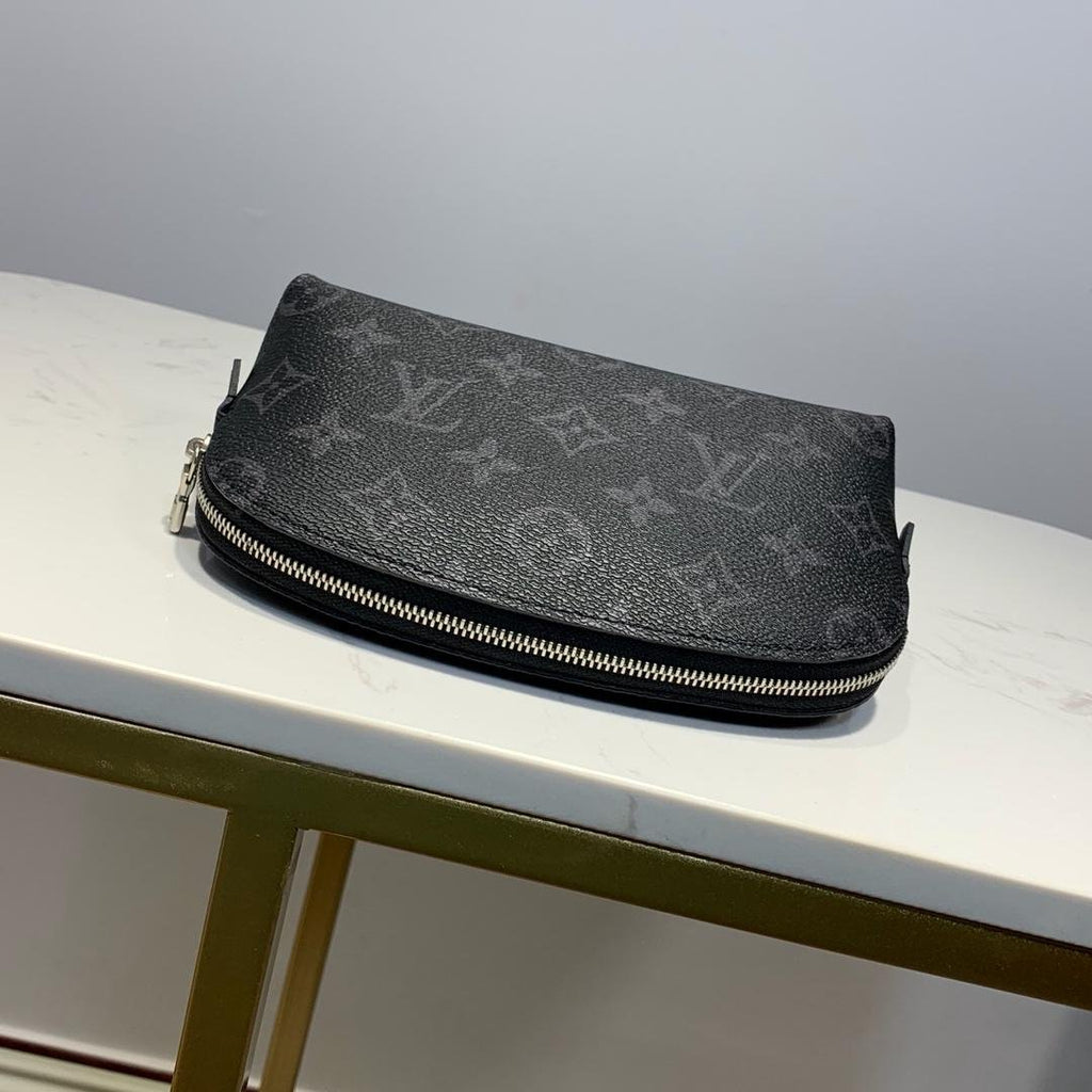 Louis Vuitton Cosmetic Pouch 19cm Black